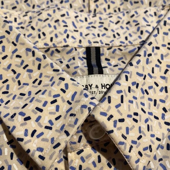 Crosby & Howard size medium shirt sleeved button up shirt great style never worn - Picture 2 of 3